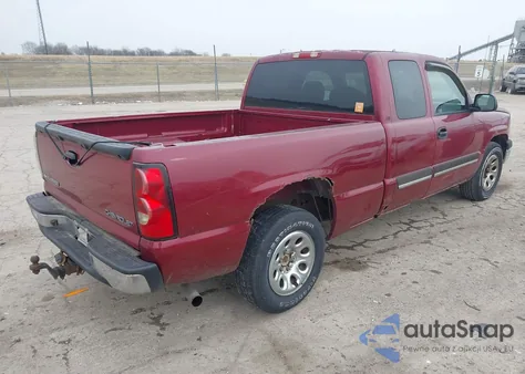 2005 Chevrolet Silverado 1500 Ls z USA, uszkodzony, nr VIN 2GCEC19T951303256